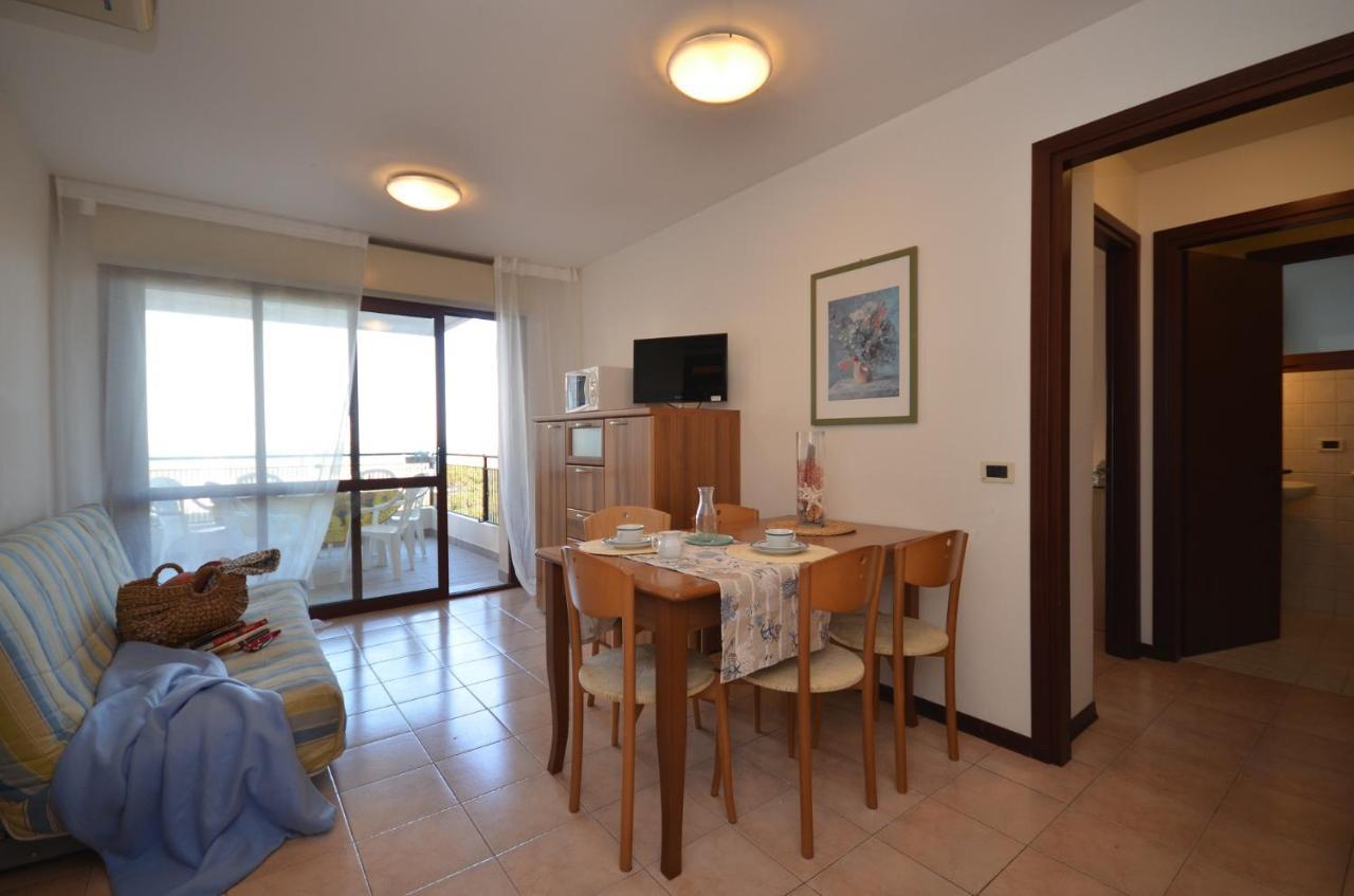 Residenza Porta Del Mare Leilighet Lignano Sabbiadoro Eksteriør bilde